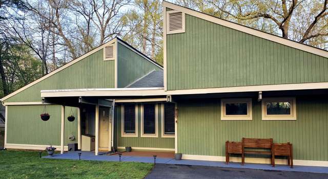 Photo of 6266 Occoquan Forest Dr, Manassas, VA 20112