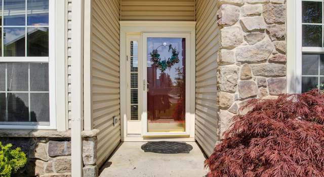 Photo of 379 Shady Brook Dr #230, Langhorne, PA 19047