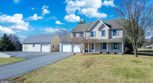 Photo of 636 Meadow Hill Dr, Narvon, PA 17555