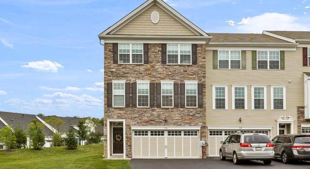 Photo of 1996 Hickory Ln, Langhorne, PA 19047