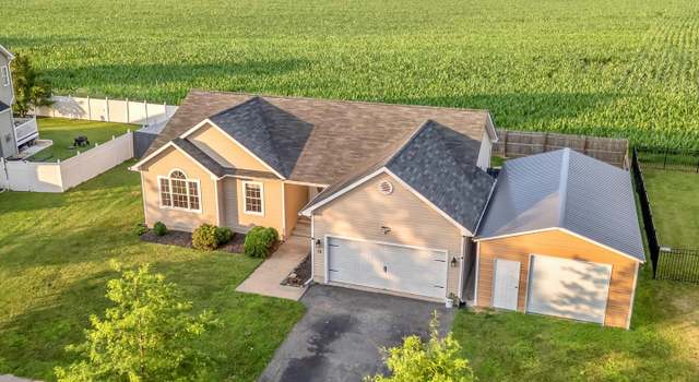 Photo of 15 Ridgeway Dr, Ridgely, MD 21660