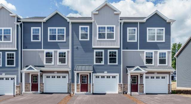 Photo of 126 Dolomite Dr, Port Matilda, PA 16870