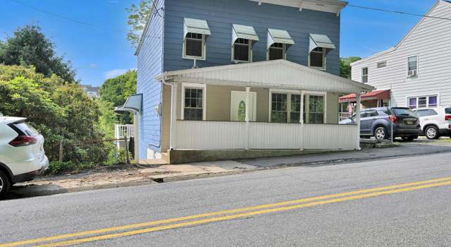 Photo of 447-449 S 3rd St, Minersville, PA 17954
