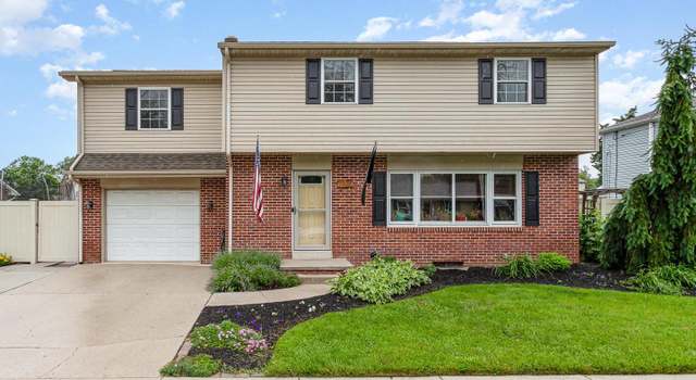Photo of 839 Hartman Ave, Hanover, PA 17331