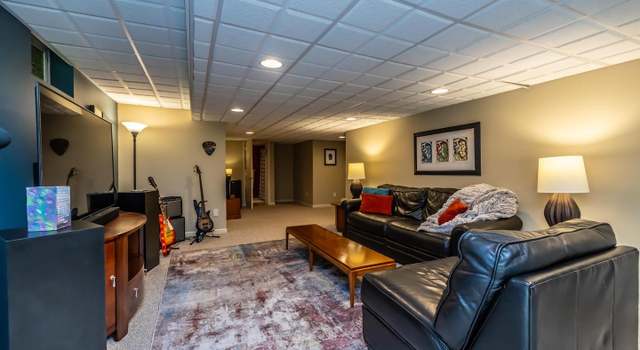 Photo of 420 Barnsgate Dr, Cochranville, PA 19330