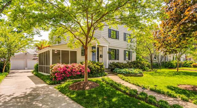 Photo of 704 Grand View Dr, Alexandria, VA 22305