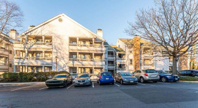 Photo of 4405 Sedgehurst Dr #203, Fairfax, VA 22033