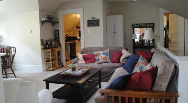 Photo of 2112 19th St NW, Washington, DC 20009