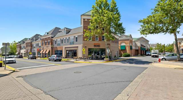 Photo of 2550 Farmstead Dr, Rockville, MD 20850