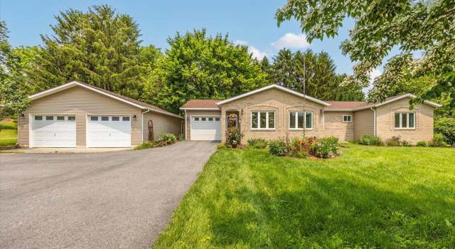 Photo of 22028 Beaverbrook Dr, Smithsburg, MD 21783
