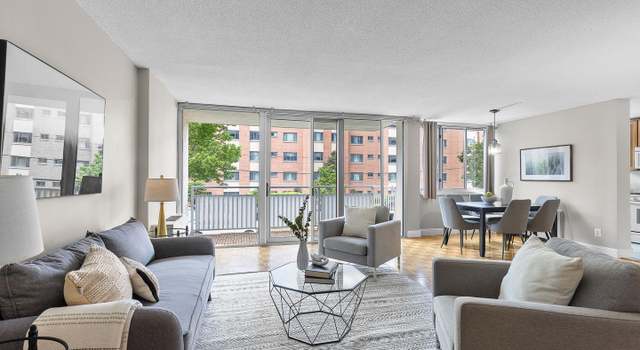 Photo of 1301 S Arlington Ridge Rd #208, Arlington, VA 22202