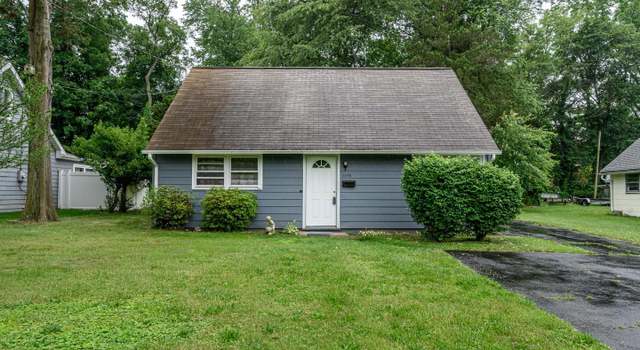 Photo of 1075 Fireside Ave, Ewing, NJ 08618