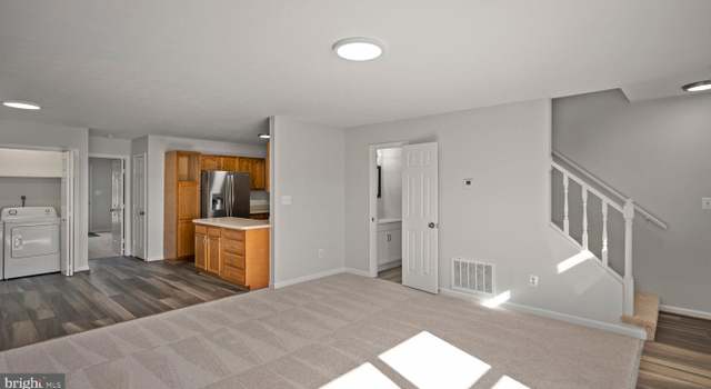 Photo of 215 Waterbrook Ct, Woodstock, VA 22664