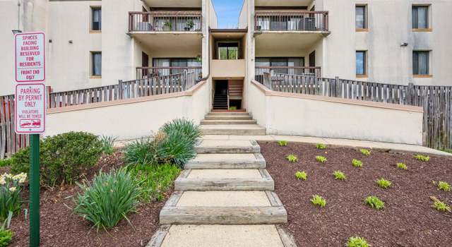 Photo of 10106 Campus Way S Unit 203-3B, Upper Marlboro, MD 20774