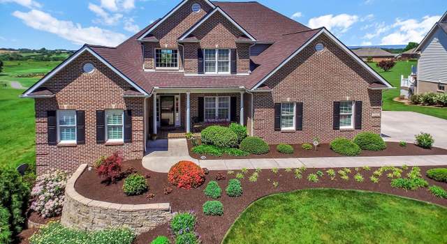 Photo of 6938 Saint Annes Dr, Fayetteville, PA 17222