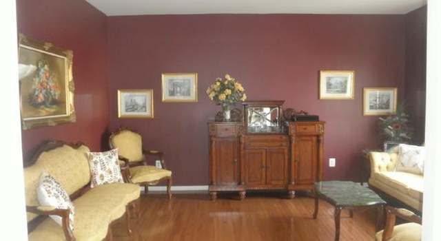 Photo of 40 Hillside Ln, Mount Laurel, NJ 08054