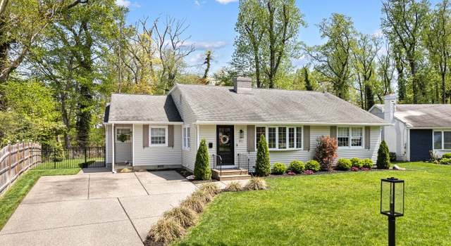 Photo of 811 Edge Park Dr, Haddonfield, NJ 08033
