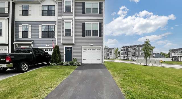 Photo of 144 Overlook Dr, Hanover, PA 17331