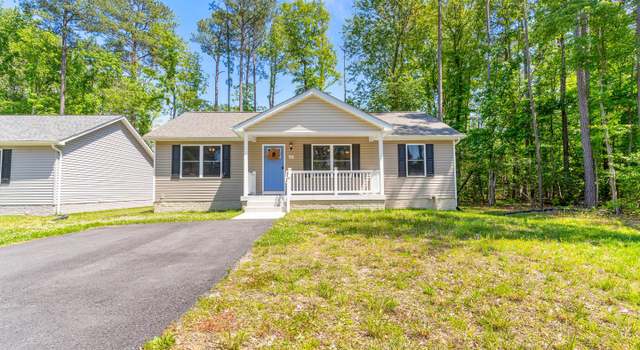 Photo of 68 Oak Ln, Colonial Beach, VA 22443