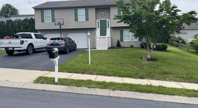 Photo of 130 Asbury Ct, Mount Wolf, PA 17347