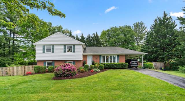 Photo of 18717 Rolling Acres Way, Olney, MD 20832