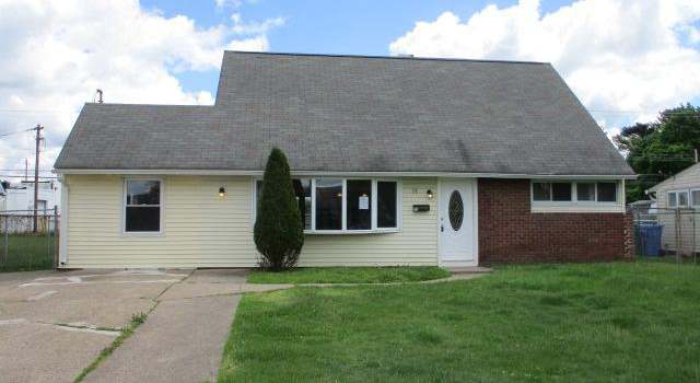 Photo of 76 Jonquil Ln, Levittown, PA 19055