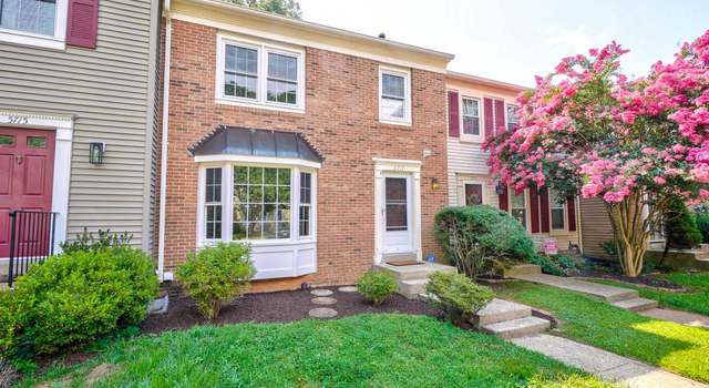 Photo of 5717 Edgewater Oak Ct, Burke, VA 22015