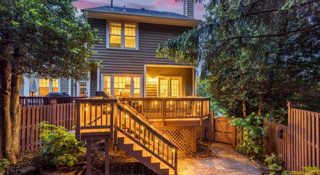 Photo of 1264 Weatherstone Ct, Reston, VA 20194