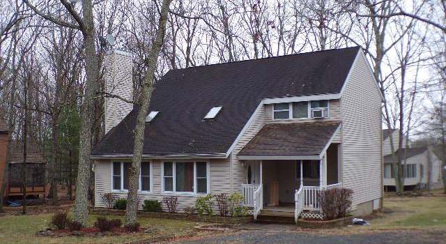 Photo of 1292 Brentwood Dr, East Stroudsburg, PA 18301