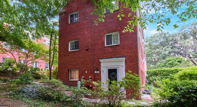 Photo of 3501 Martha Custis Dr, Alexandria, VA 22302