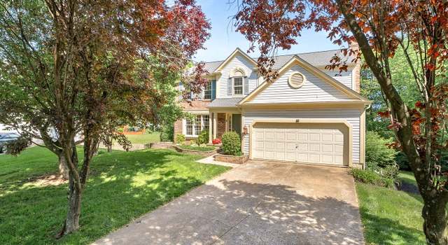 Photo of 703 Amber Ct NE, Leesburg, VA 20176