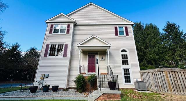 Photo of 20419 Ivybridge Ct, Montgomery Village, MD 20886