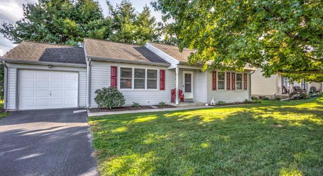 Photo of 212 Sycamore Ln, New Holland, PA 17557