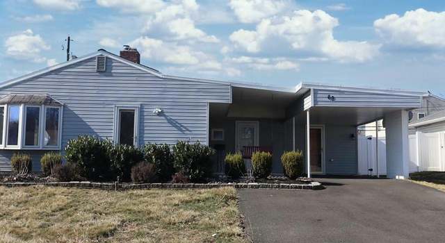Photo of 69 Tulip Ln, Levittown, PA 19054