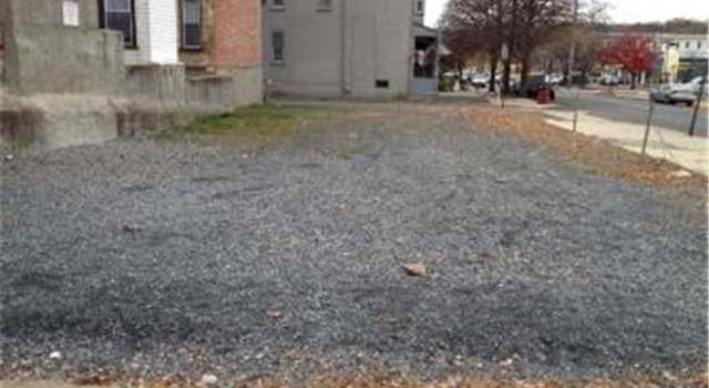 Photo of 954 N 10th St, Reading, PA 19604