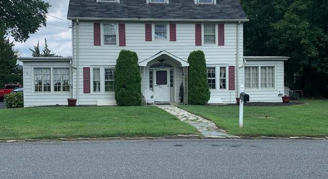 Photo of 4161 Orchard Ln, Philadelphia, PA 19154