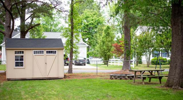 Photo of 124 Potomac Ct, Colonial Beach, VA 22443