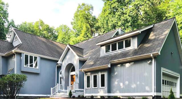 Photo of 10721 Sycamore Springs Ln, Great Falls, VA 22066