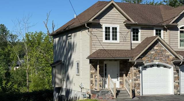 Photo of 130 Pennwyn Pl, Reading, PA 19607