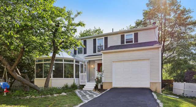 Photo of 211 S Barton St, Arlington, VA 22204