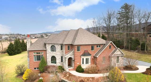 Photo of 235 Meadowsweet Dr, State College, PA 16801
