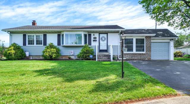 Photo of 1000 Kelly Dr, York, PA 17404