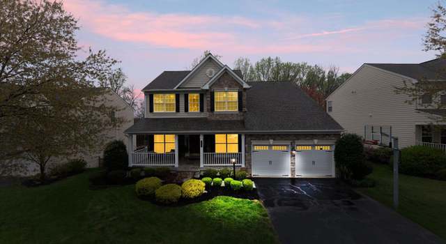 Photo of 229 E Skyline Dr, Purcellville, VA 20132
