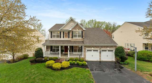 Photo of 229 E Skyline Dr, Purcellville, VA 20132