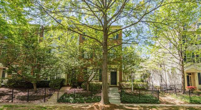 Photo of 20347 Bowfonds St, Ashburn, VA 20147