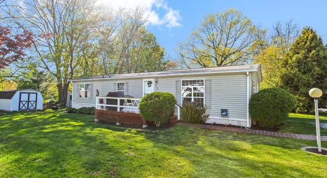 Photo of 798 Stonewood Dr, Gap, PA 17527