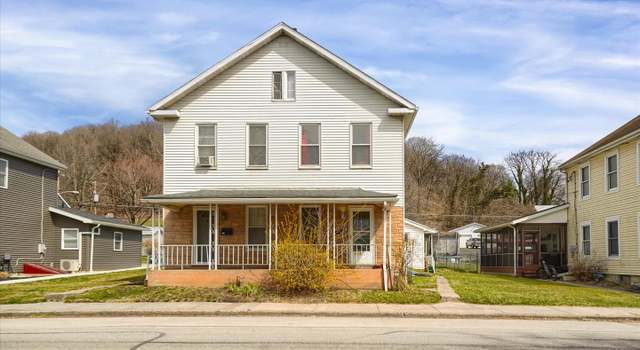 Photo of 217 S Walnut St, Burnham, PA 17009