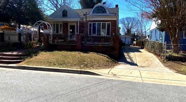 Photo of 1105 Oakdale Dr, Hyattsville, MD 20782