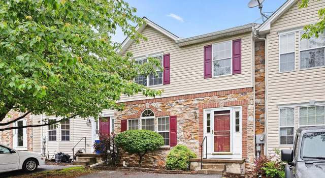 Photo of 448 Madison Dr, Shrewsbury, PA 17361