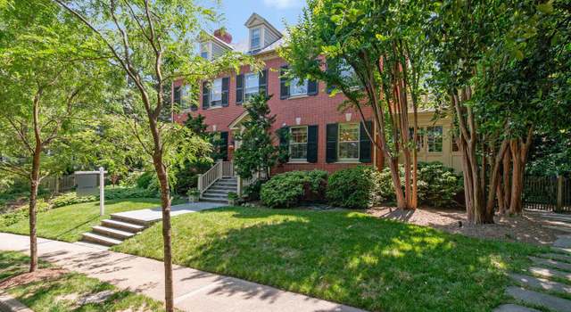Photo of 412 N View Ter, Alexandria, VA 22301
